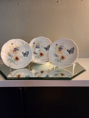 Butterfly Meadow By  Lenox 6" Dessert Plates  (Set of 4)
